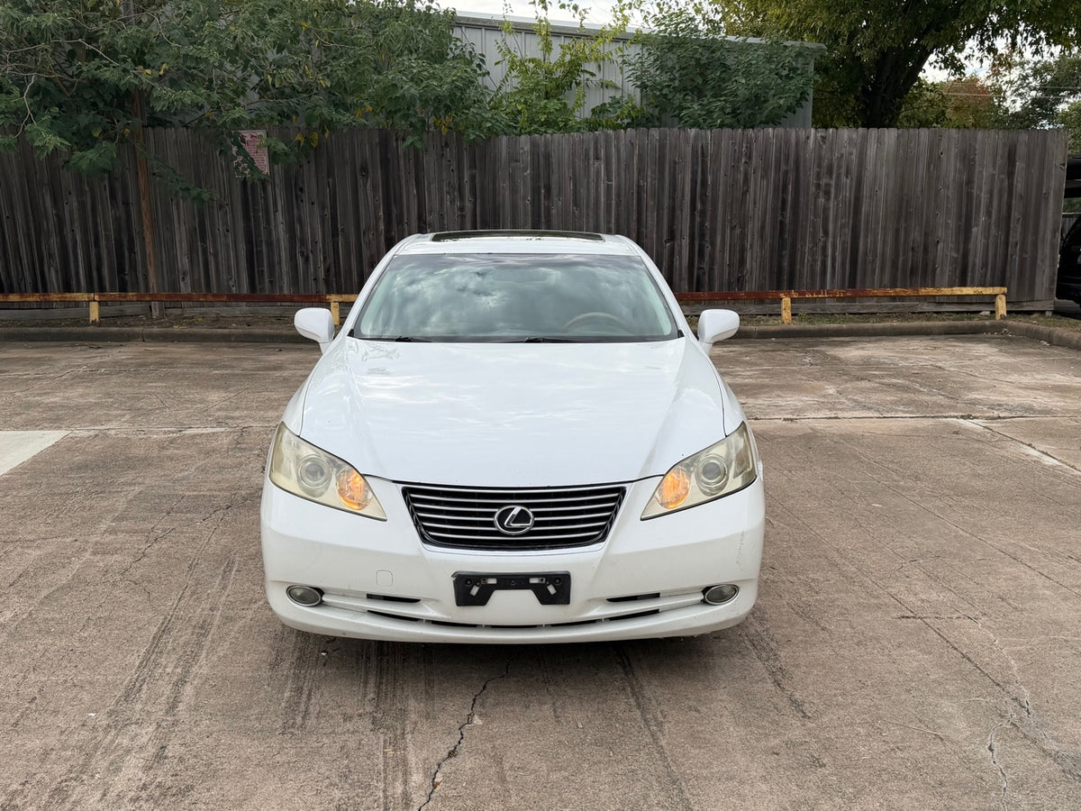 2008 Lexus ES 350 front view