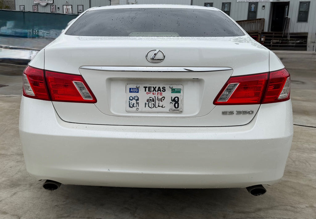 2008 Lexus ES 350 rear view