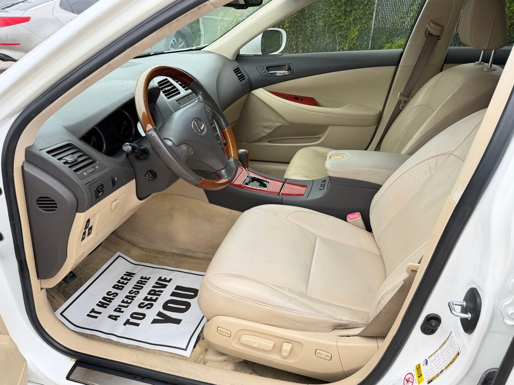 2008 Lexus ES 350 front seats interior