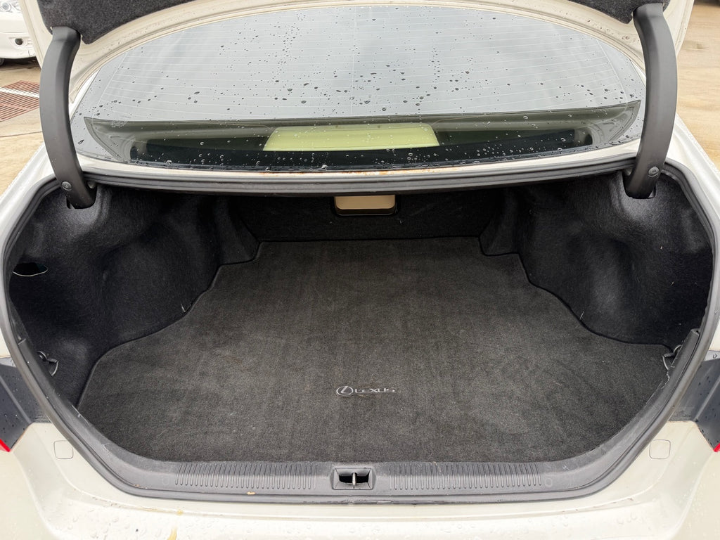 2008 Lexus ES 350 trunk