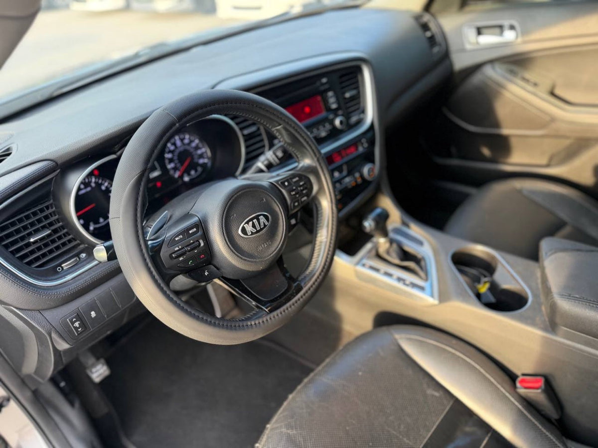 2015 Kia Optima SX Turbo photo 9