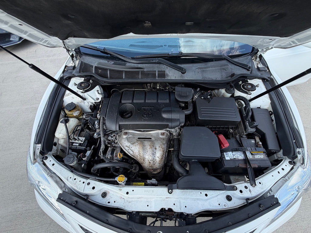 2011 Toyota Camry SE engine