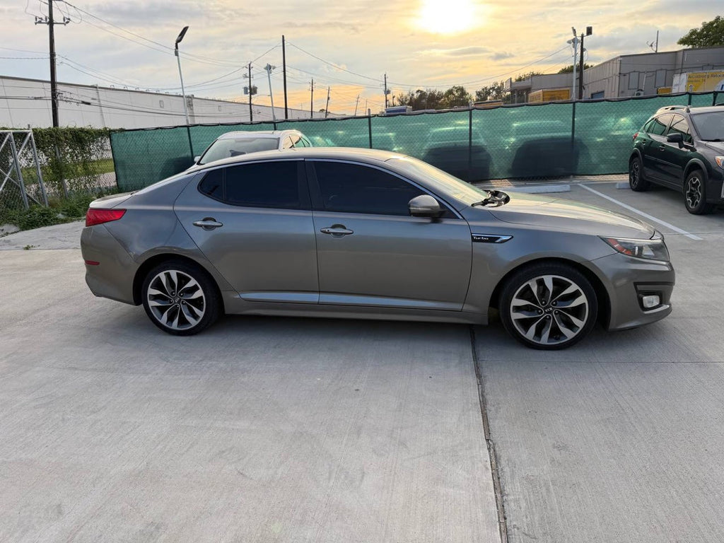 2015 Kia Optima SX Turbo photo 4