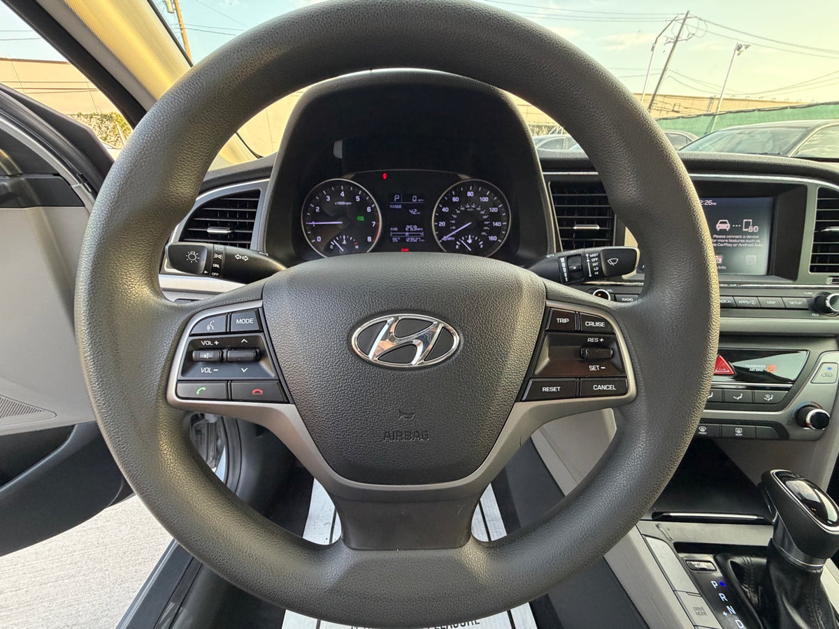 2017 Hyundai Elantra SE