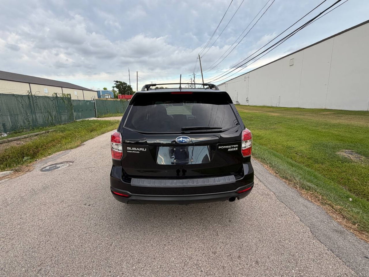 2014 Subaru Forester rear view