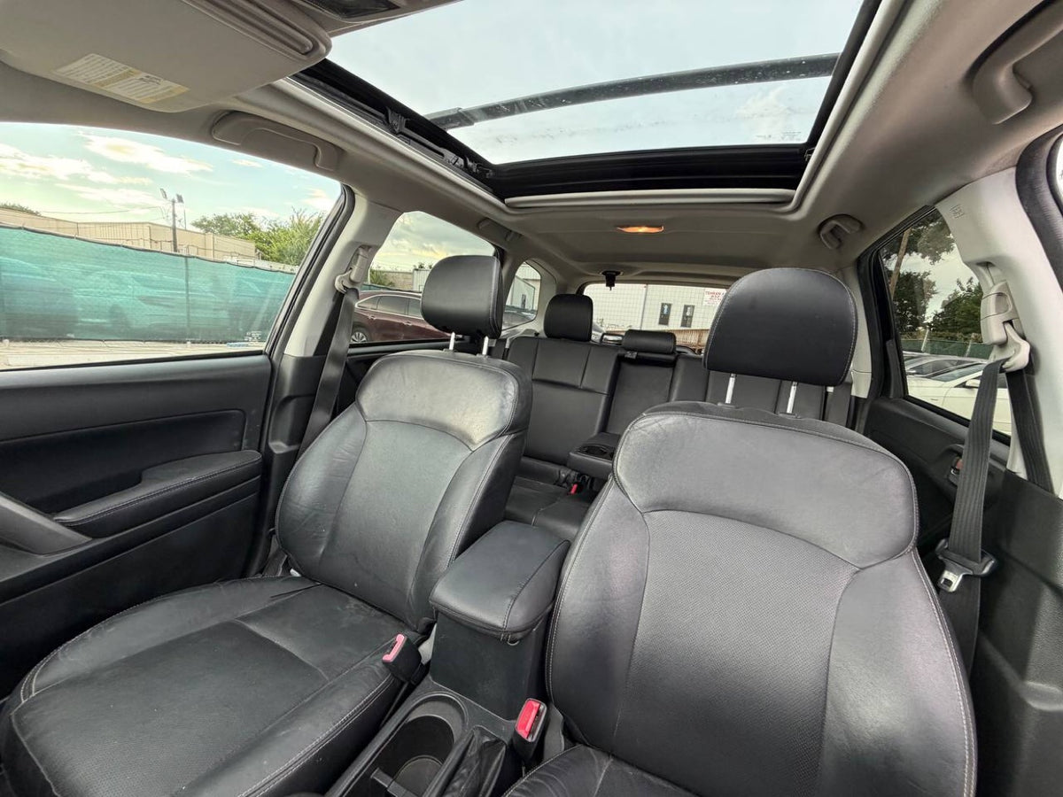 2014 Subaru Forester rear cabin