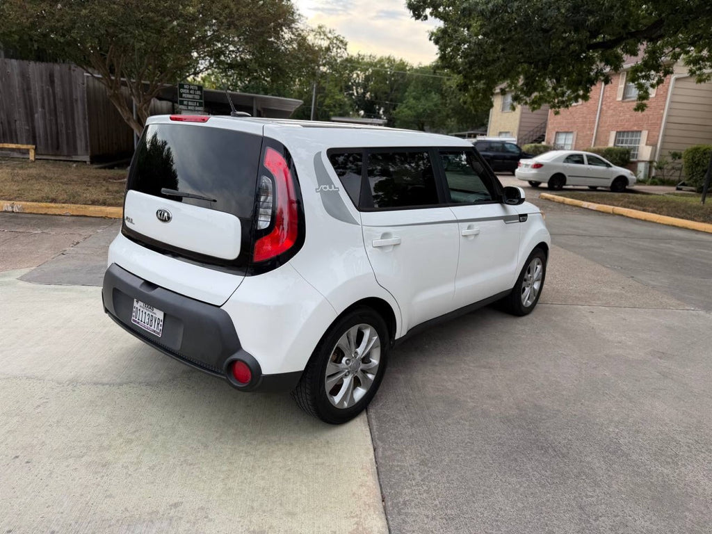 2015 Kia Soul +