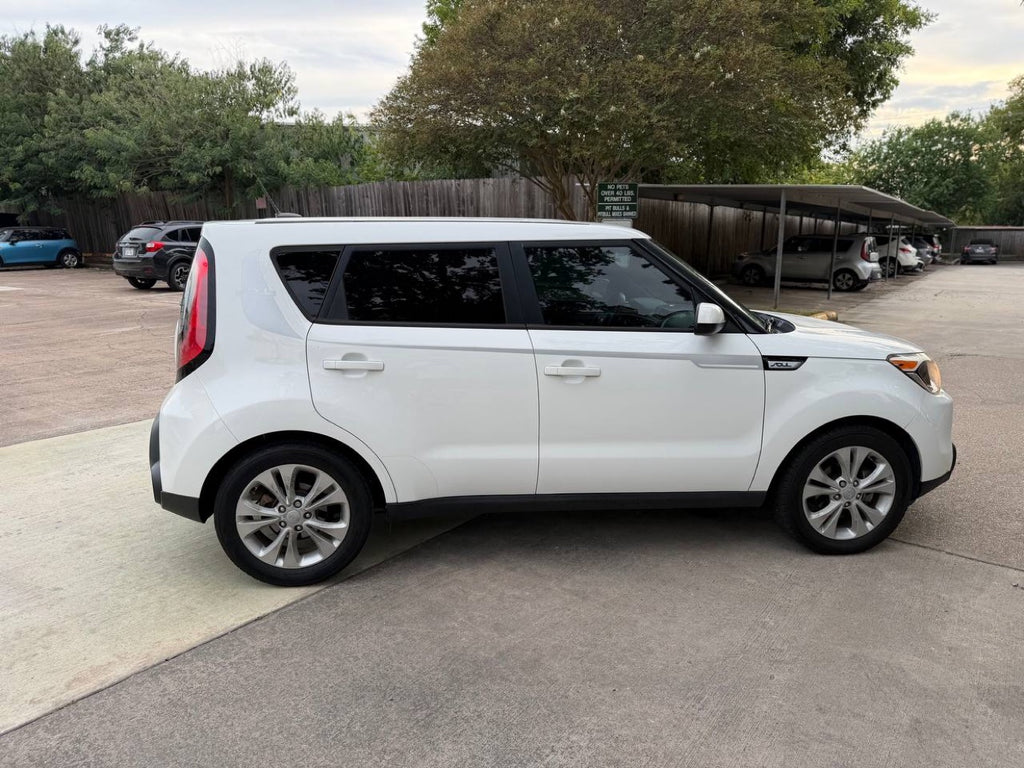 2015 Kia Soul +