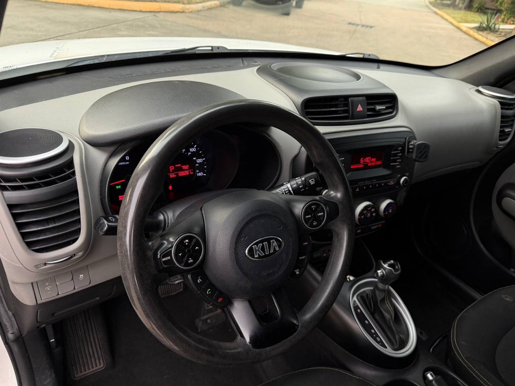 2015 Kia Soul +